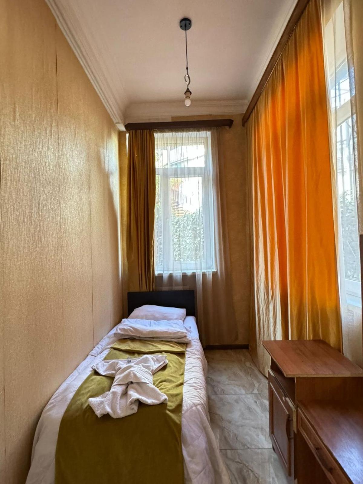 Benene'S Apartments Tbilisi Esterno foto