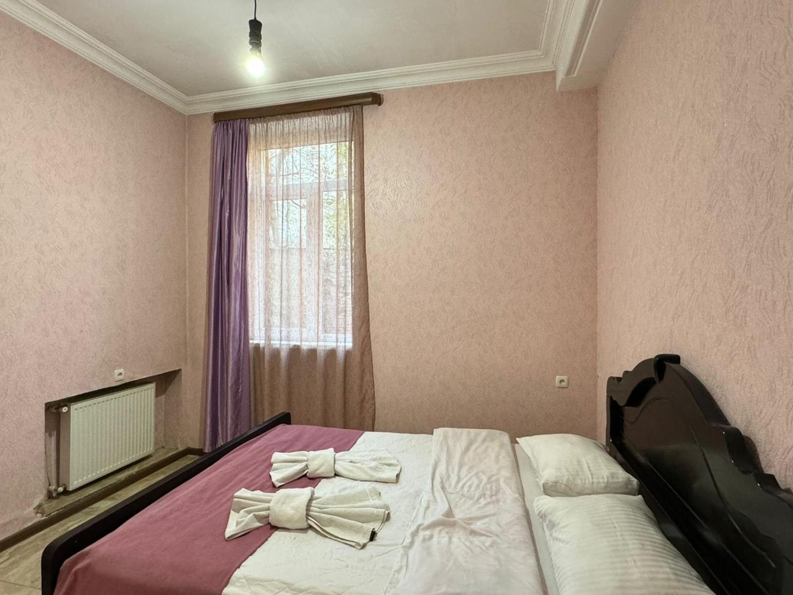 Benene'S Apartments Tbilisi Esterno foto