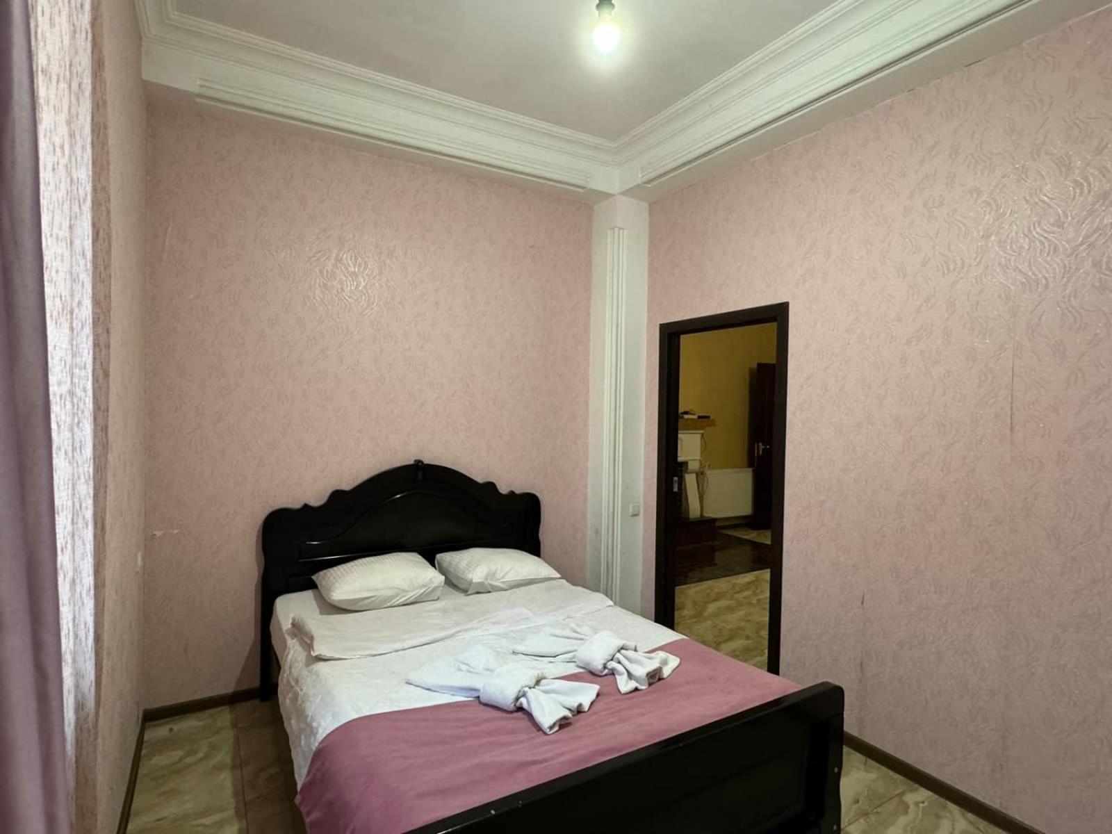 Benene'S Apartments Tbilisi Esterno foto